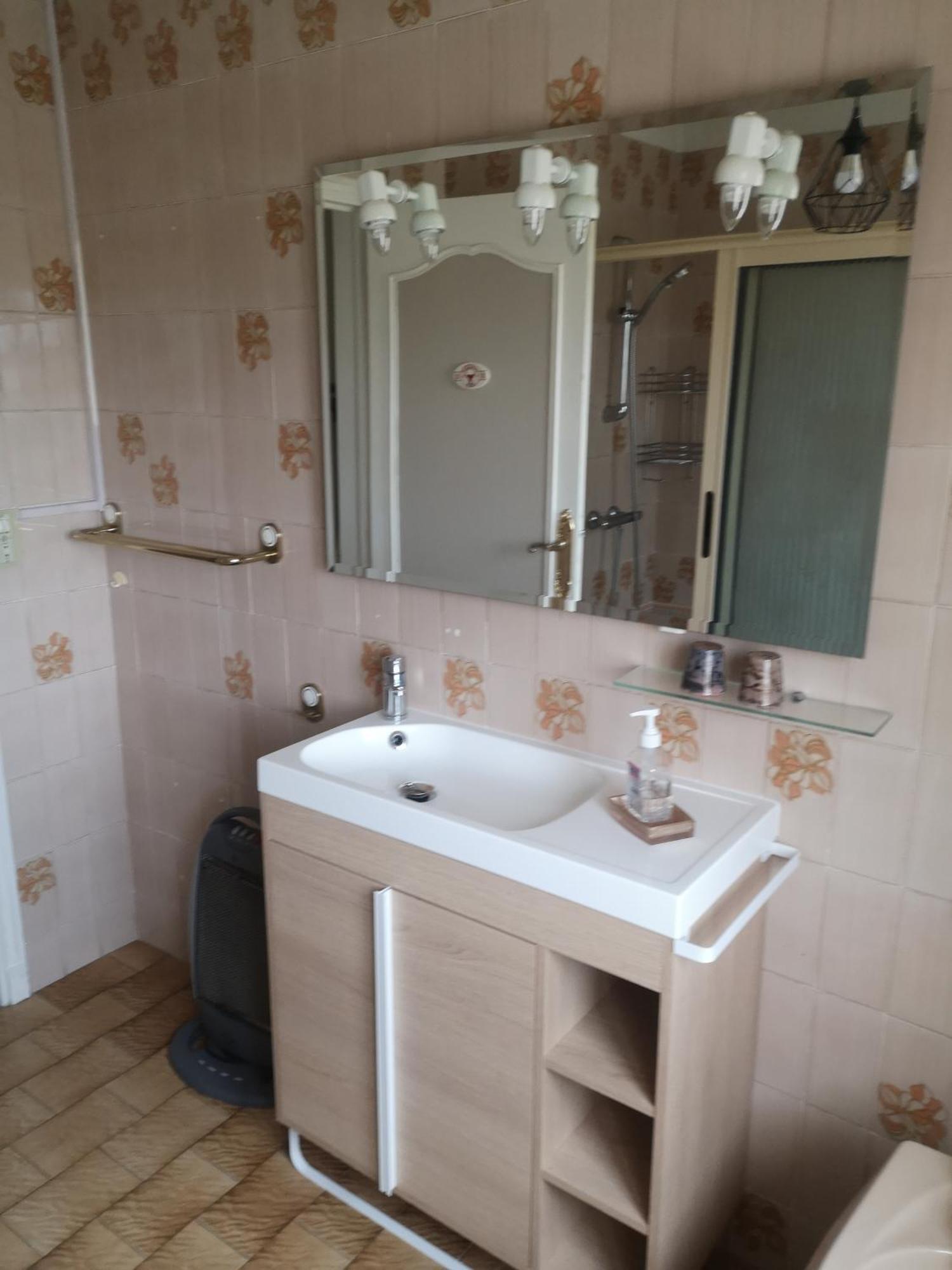 Appartement Dans Villa Avec Piscine Et Jardin Marguerittes Exterior foto